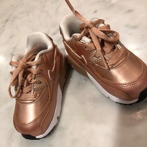 Rose gold Nike air